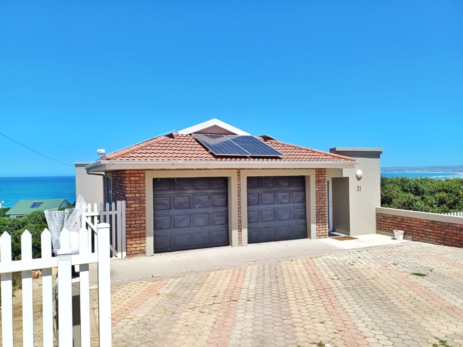 5 Bedroom Property for Sale in Reebok Western Cape